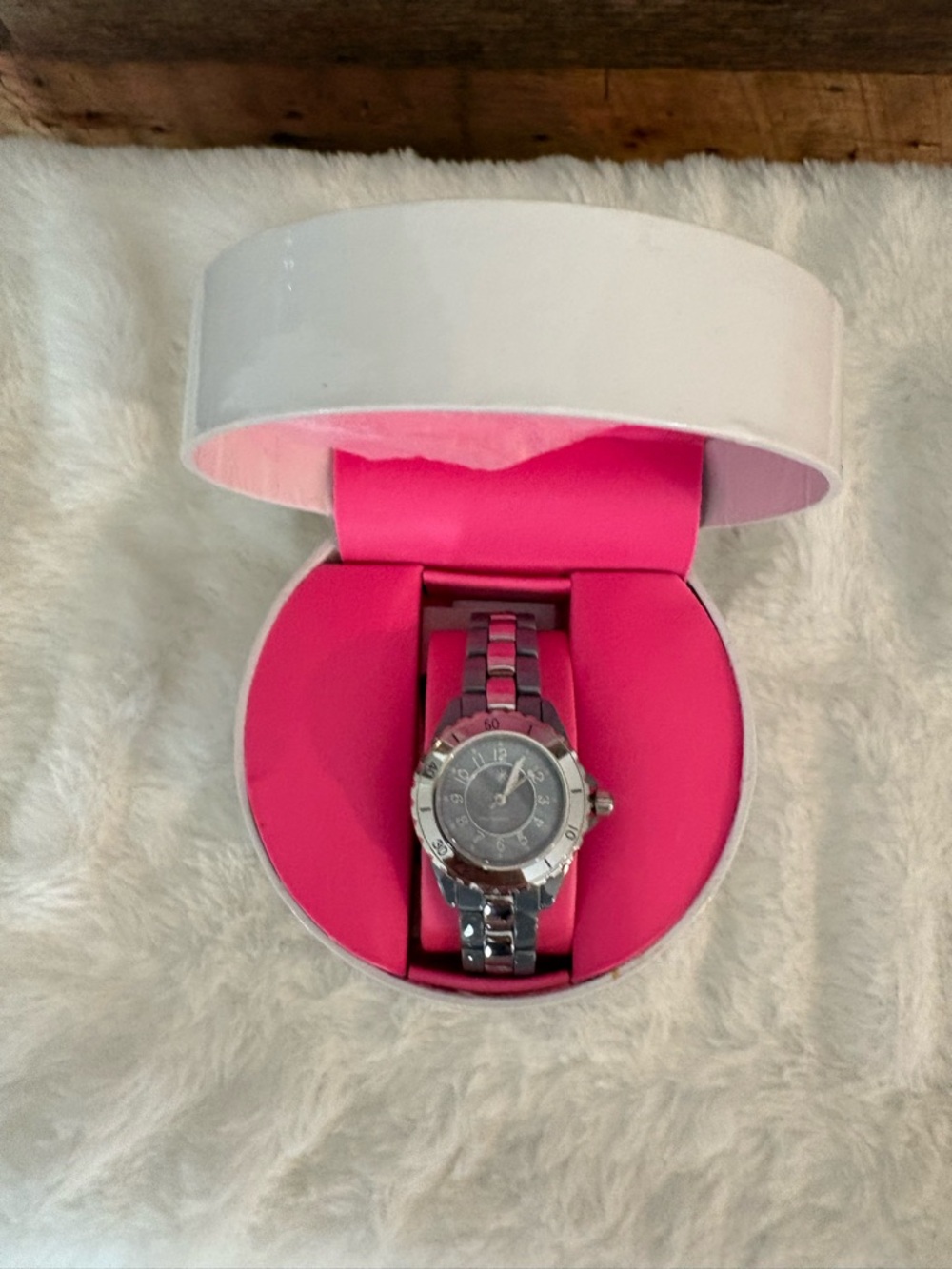 Isaac Mizrahi Silver-Tone Bracelet Watch with Pink Presentation Case